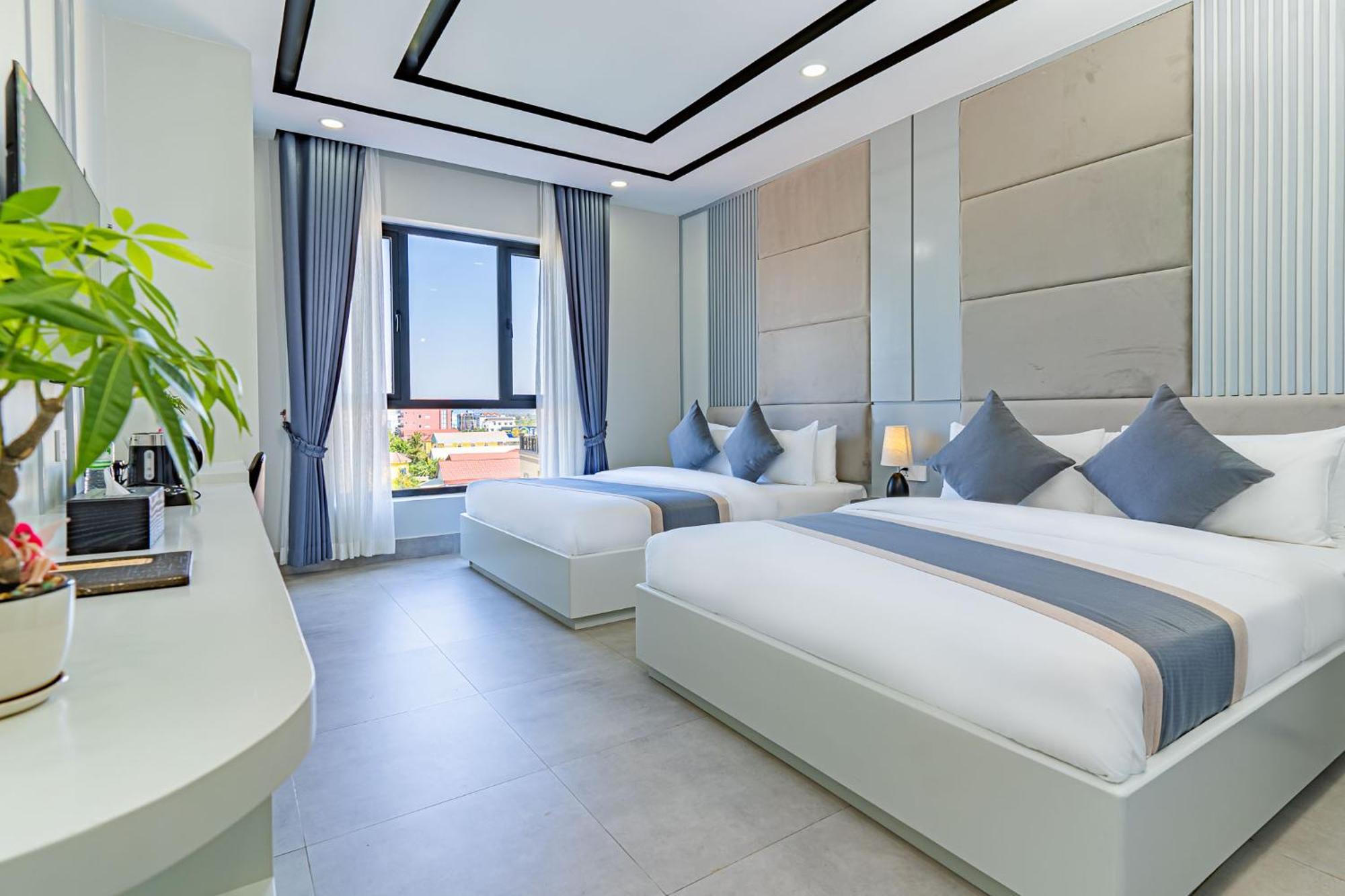 The Square Kampot Hotel Екстериор снимка