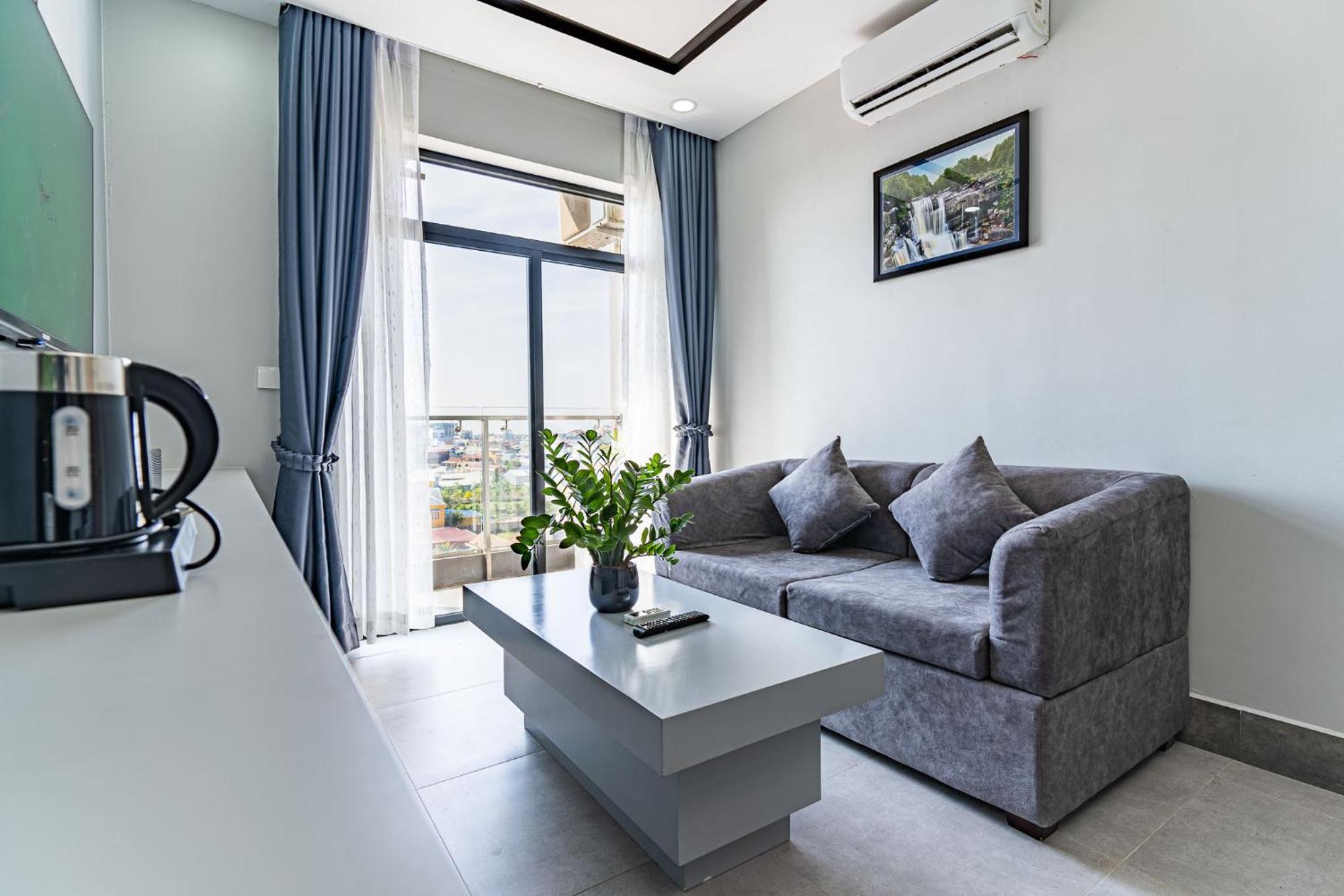 The Square Kampot Hotel Екстериор снимка